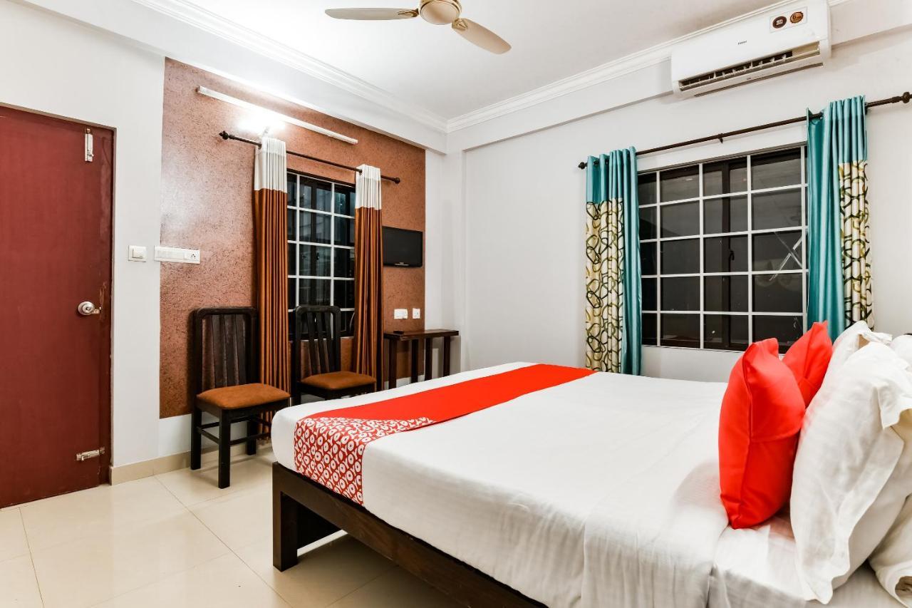Отель Collection O 46023 Taaza Residency Витхири Экстерьер фото